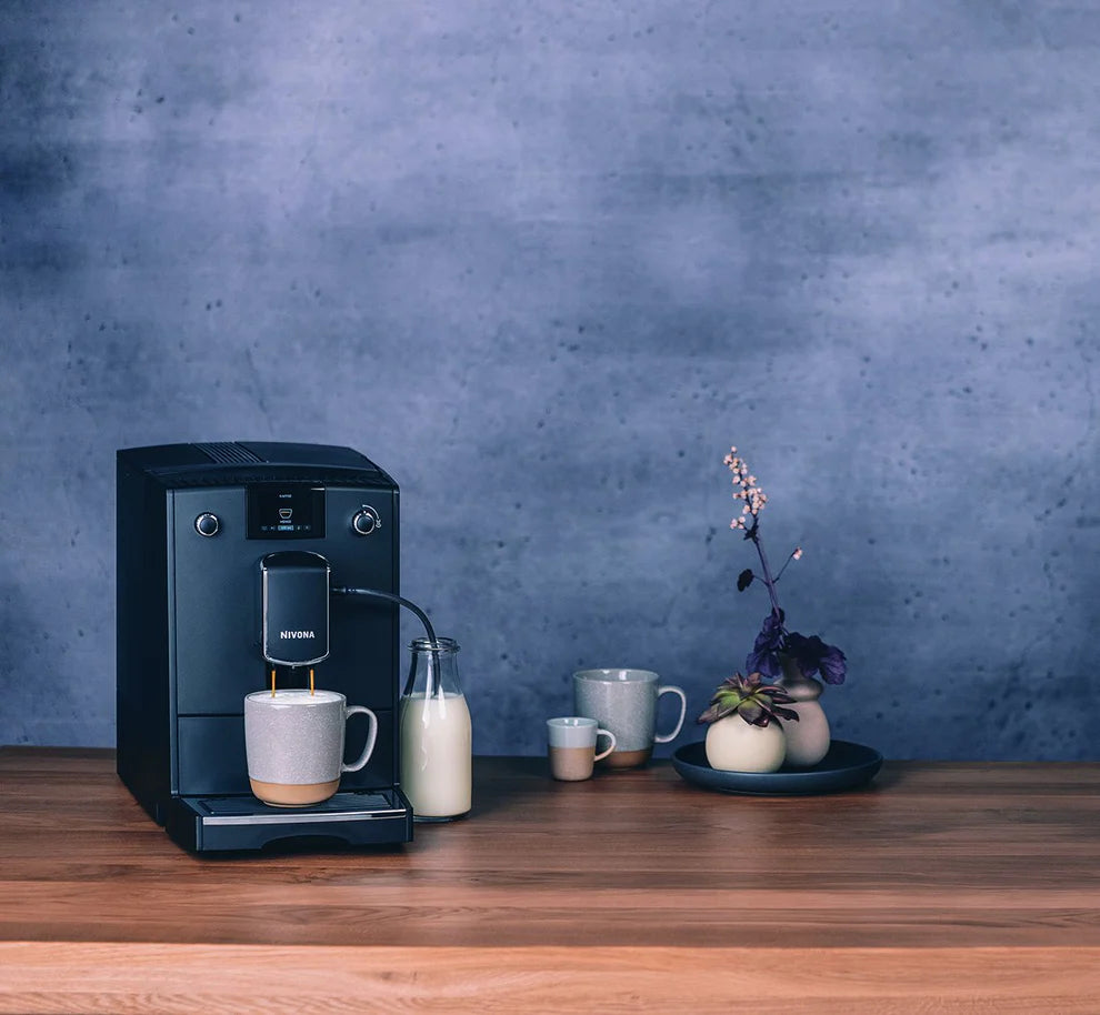 Kafijas automāts - Nivona NICR 690, melns